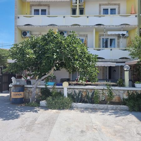 Apartmani Alen Dinjiska Екстер'єр фото